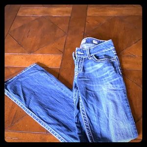 BKE denim  “culture” woman’s boot cut jeans 28L